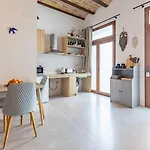 Apartment Cozy With Terrace In Ruzafa By Invalencia *