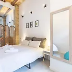 Apartment Cozy With Terrace In Ruzafa By Invalencia *